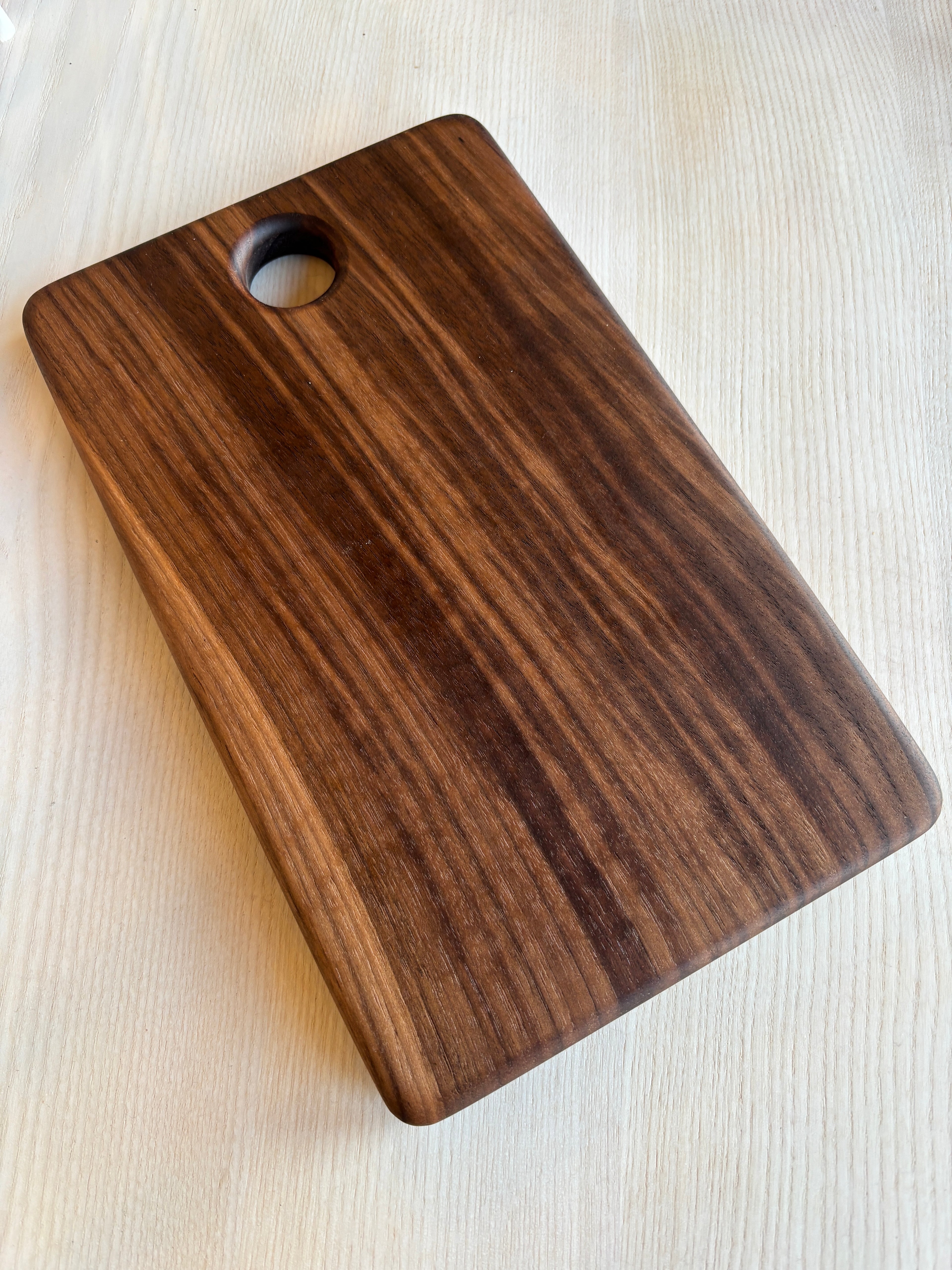 Medium Walnut Chopping Board