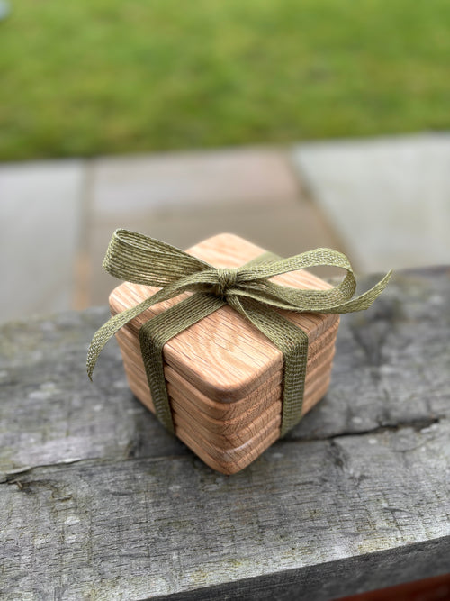 Handmade set of 6 oak coasters 